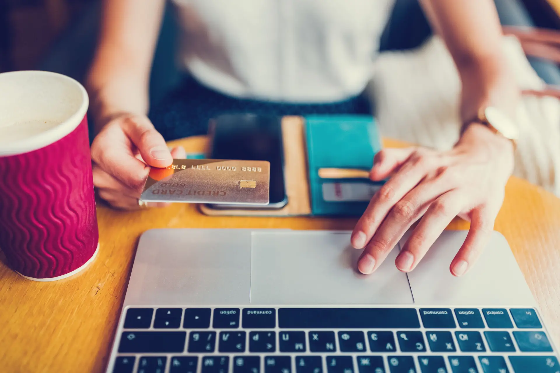 Hoje muda a forma como acedemos aos sites dos bancos. Saiba o quê