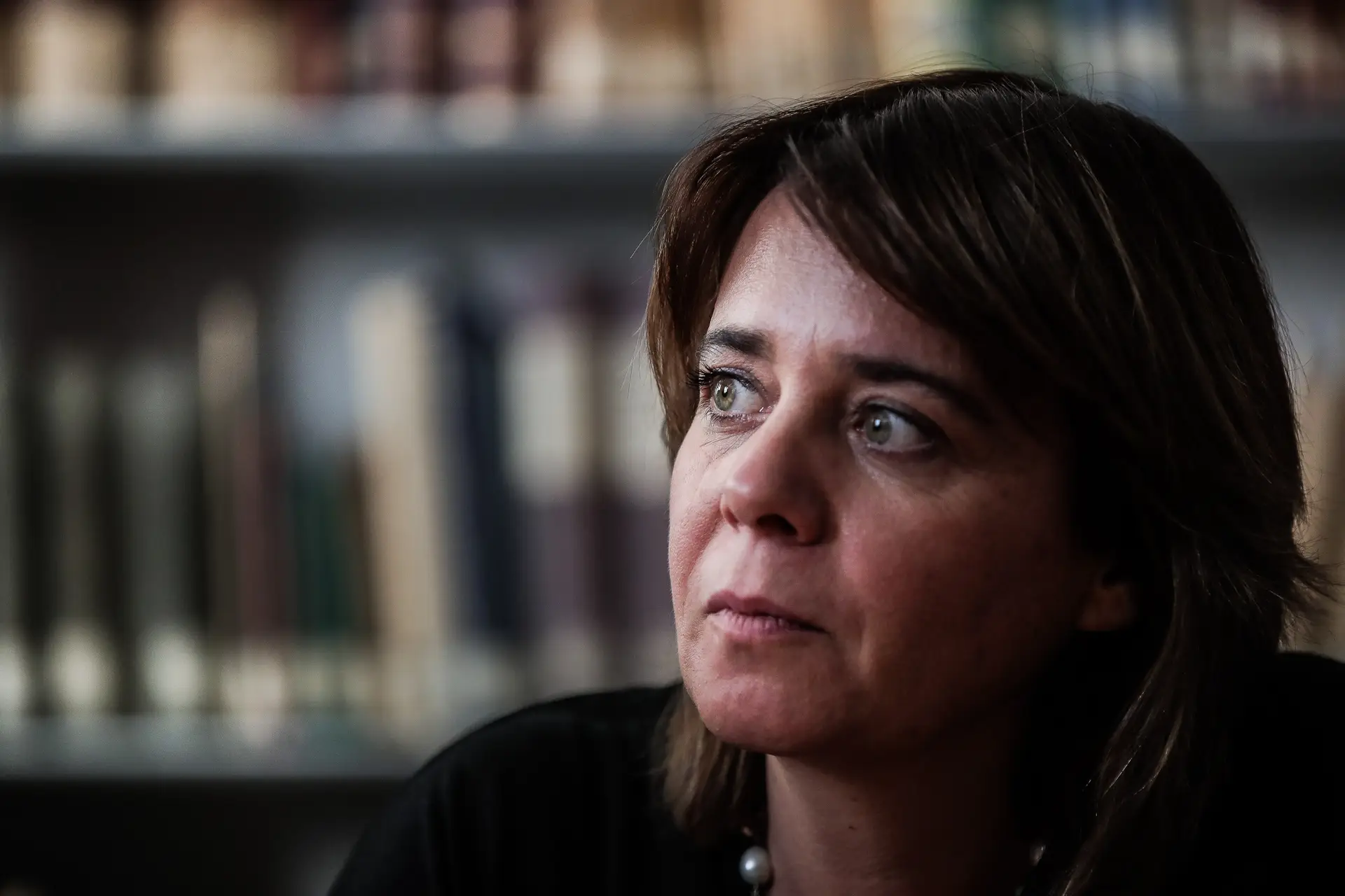 Catarina Martins critica falta de explicações de MAI e PGR sobre caso das golas