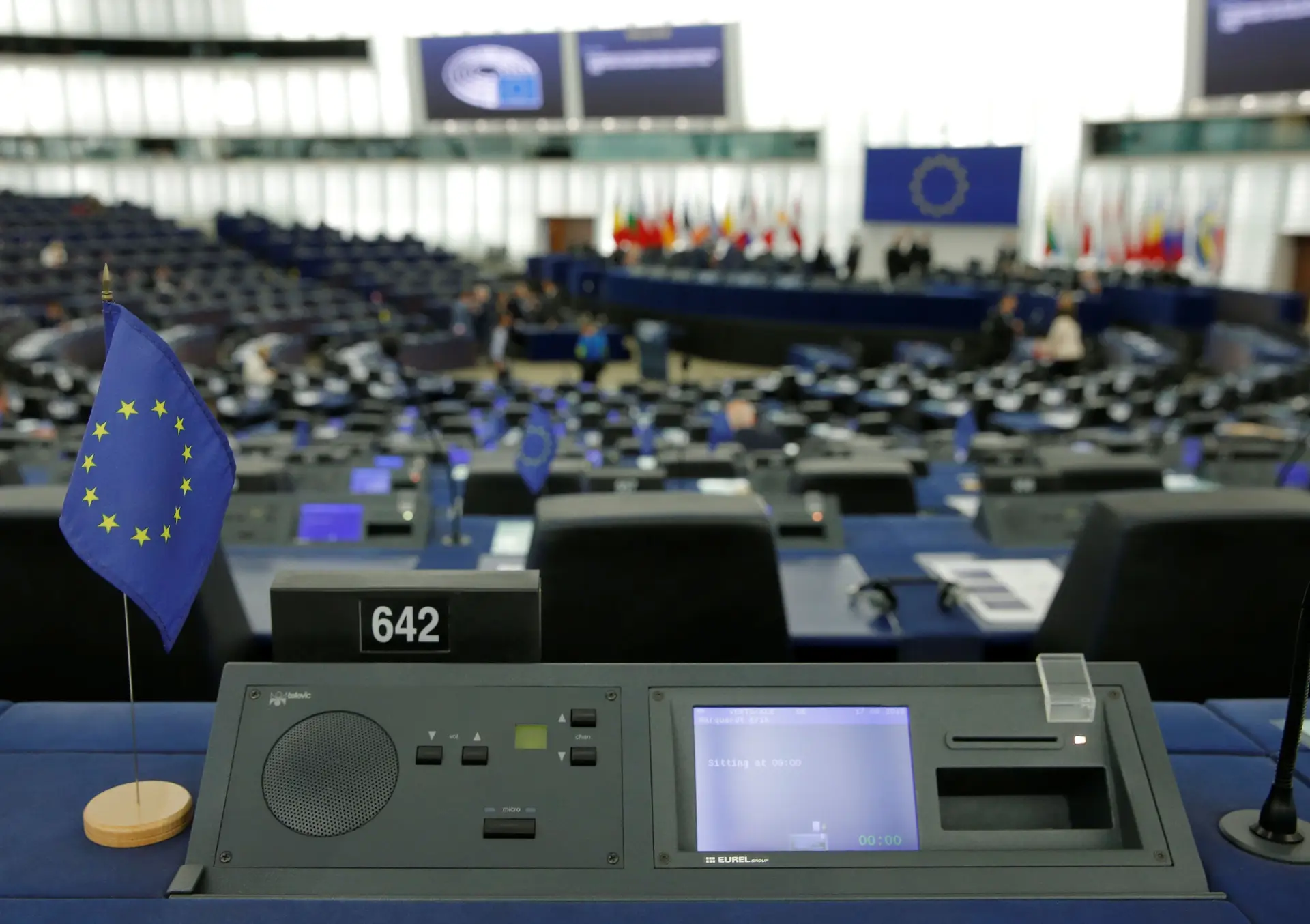 Eurodeputados insurgem-se contra repressão na Bielorrússia e querem sanções mais duras contra Minsk