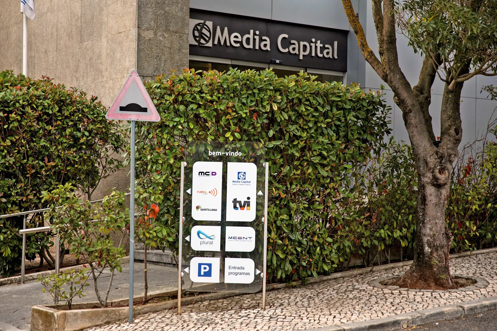Cofina alvo de queixas na CMVM e ERC por parte de empresa que acordou tomar 20% da Media Capital