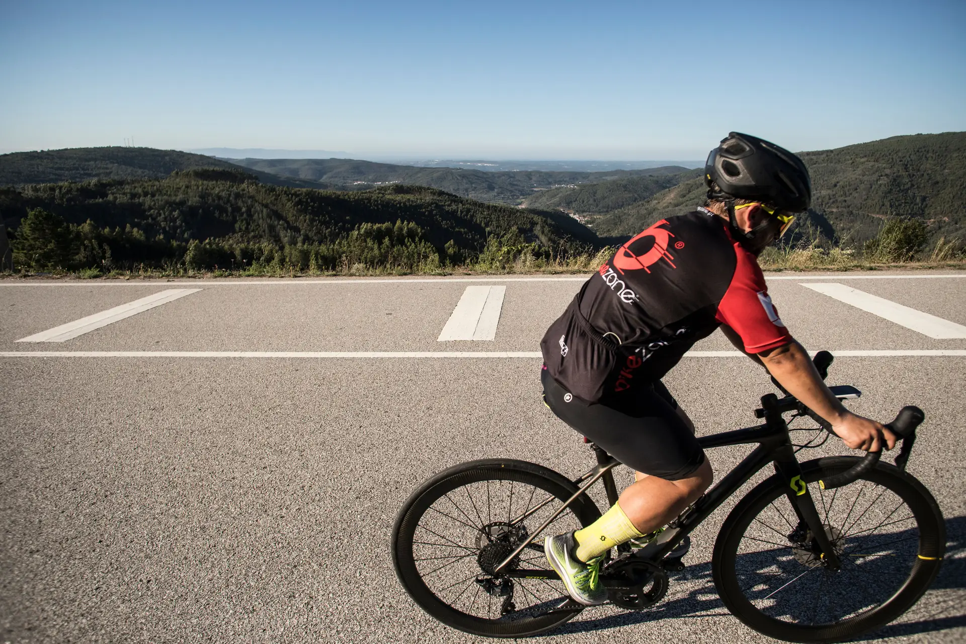 Fotogaleria 2, foto 7: Tiago Cação, no dia em que tentou bater o recorde de bicicleta da Estrada Nacional 2