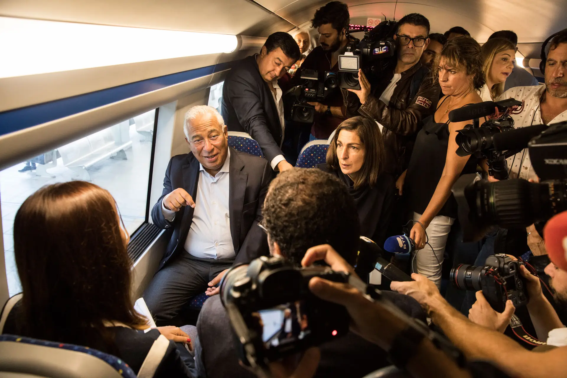 Todas as atenções concentradas em António Costa nas negociações com a esquerda: que contas faz o líder socialistas para garantir a legislatura?