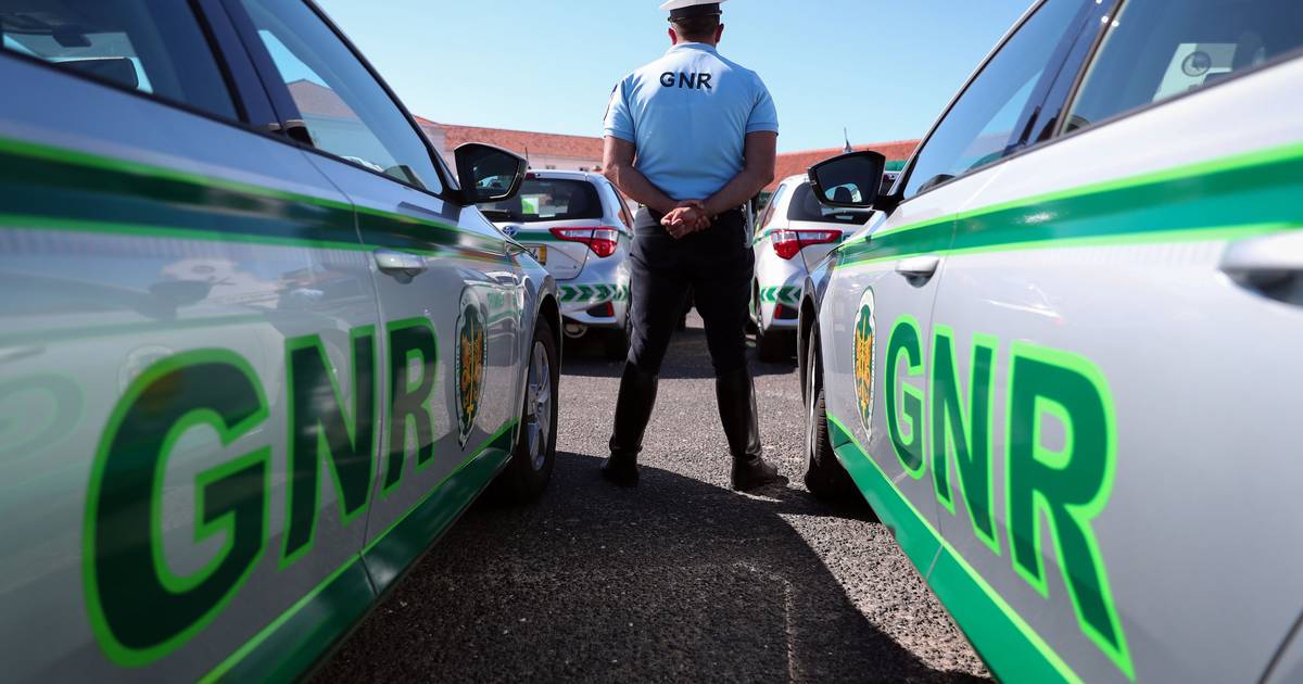 Two GNR officers accused of extorting immigrants with fabricated fines — one went hungry to be able to pay