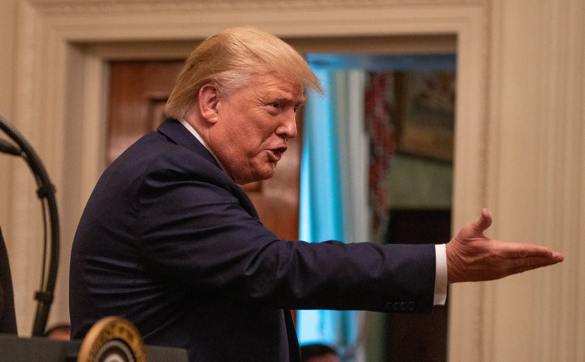 Dois homens alegadamente envolvidos nas pressões de Trump sobre a Ucrânia presos por financiamento ilegal de campanha