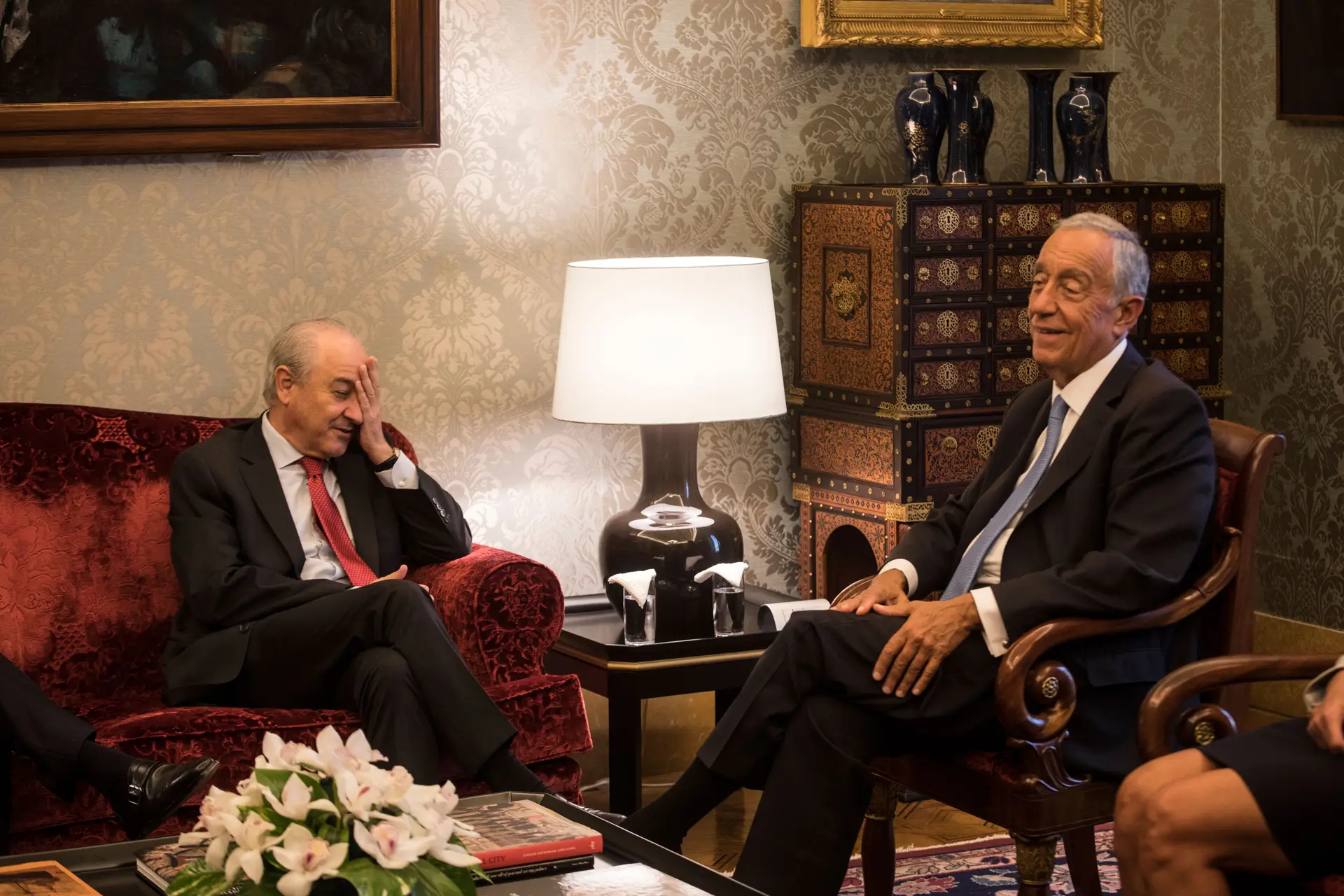 Marcelo: “É muito popular bater na banca”. Recado para Rio?