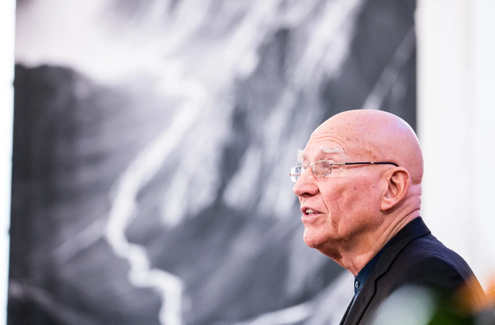 Sebastião Salgado ganha prémio que é considerado o 'Nobel das Artes'