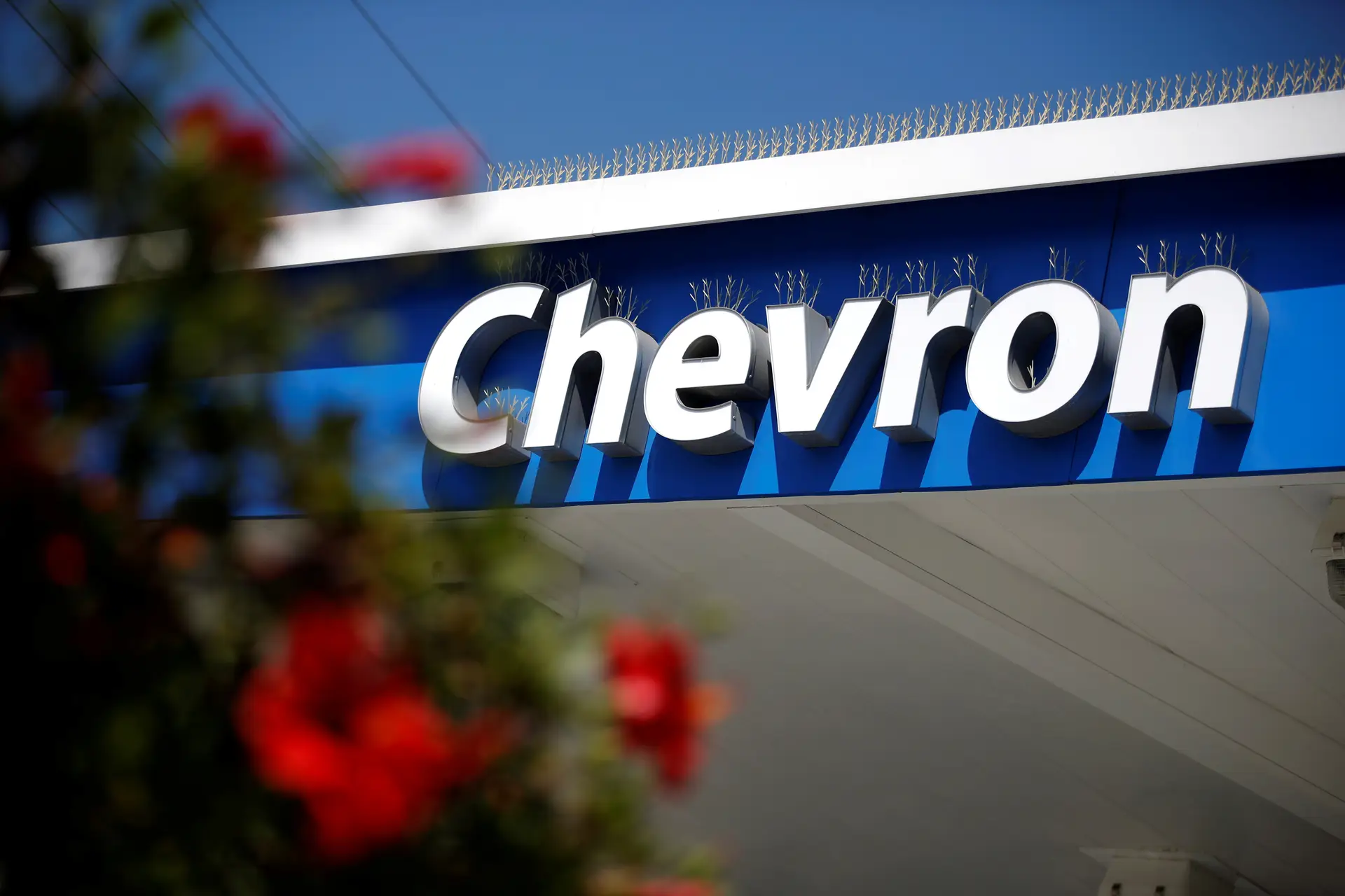 Lucros da petrolífera Chevron aumentam 126% em 2022