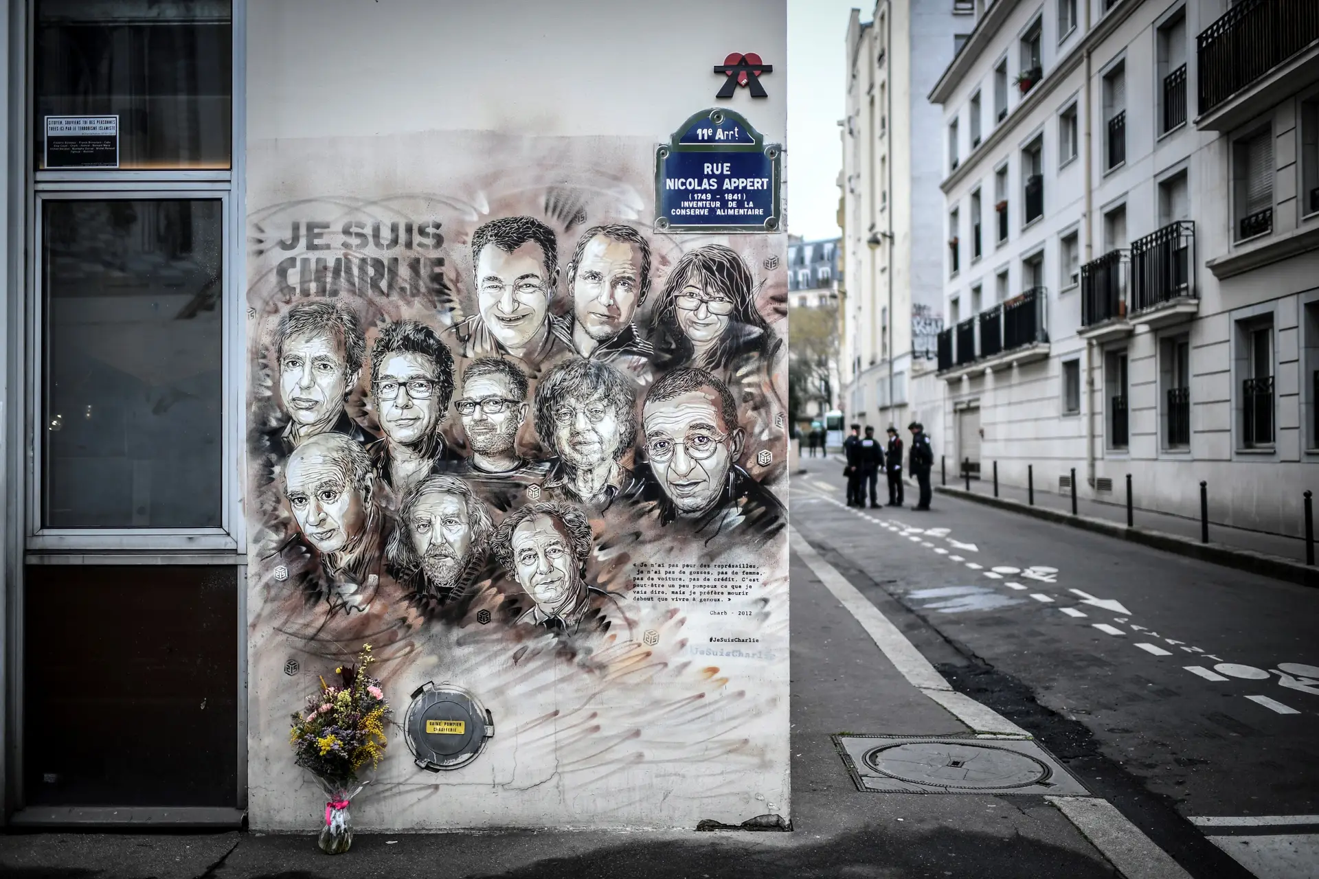 Charlie Hebdo: julgamento dos ataques terroristas de 2015 em Paris começa esta quarta-feira