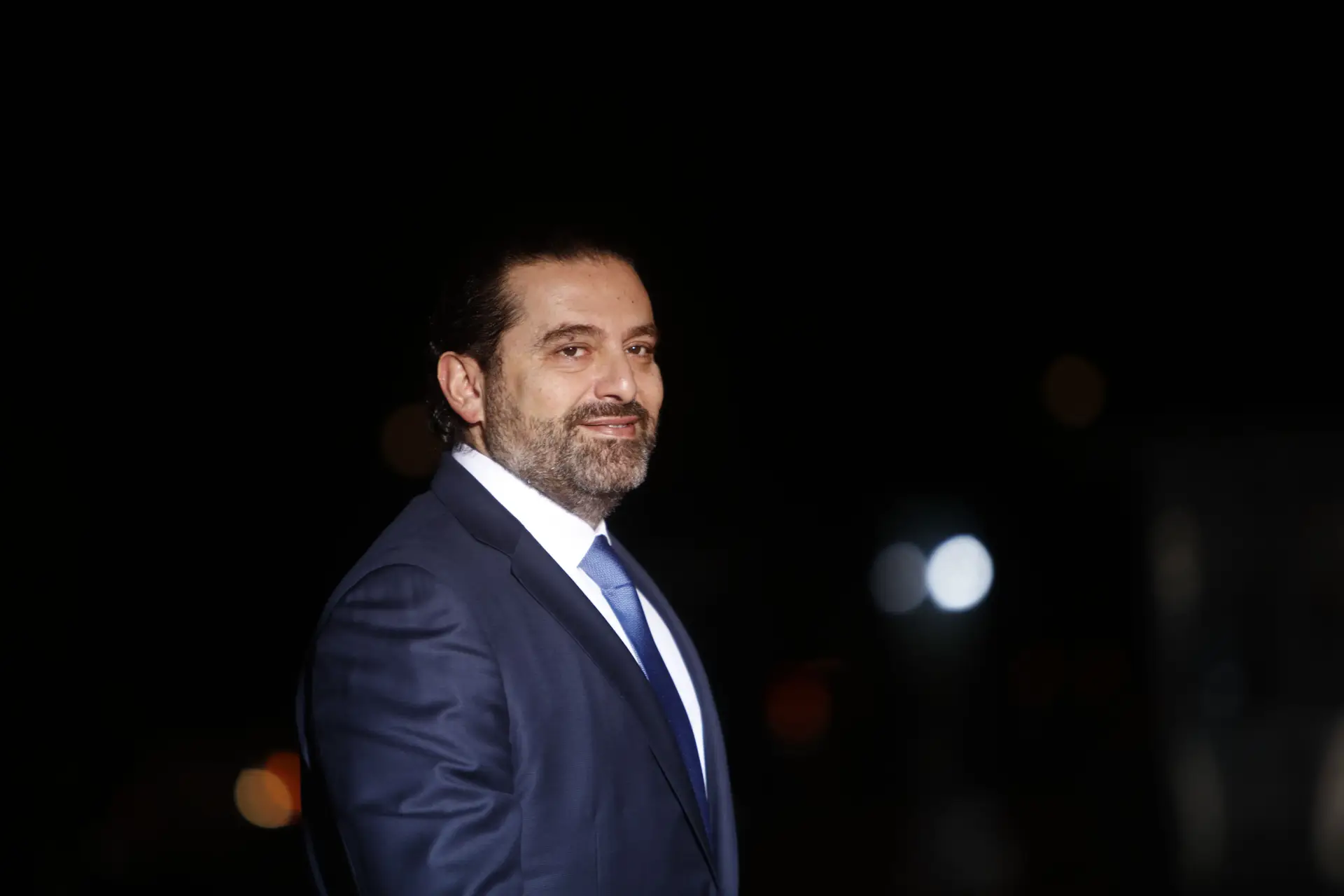 Primeiro-ministro do Líbano demite-se na sequência de protestos populares