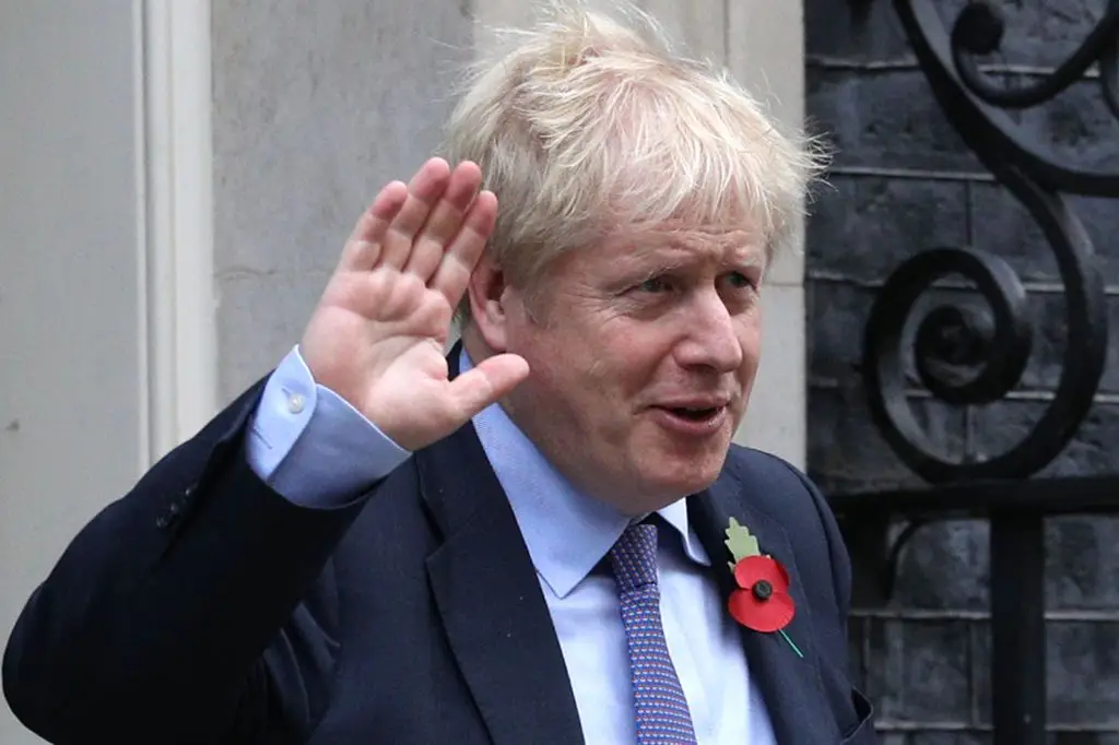 Boris Johnson pede desculpa aos conservadores, mas diz que só ele é solução para o Brexit