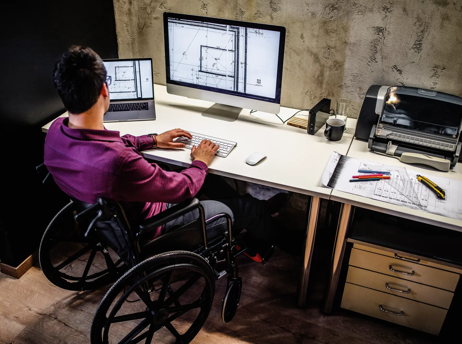 O acesso ao trabalho  é das maiores dificuldades das pessoas com deficiência 