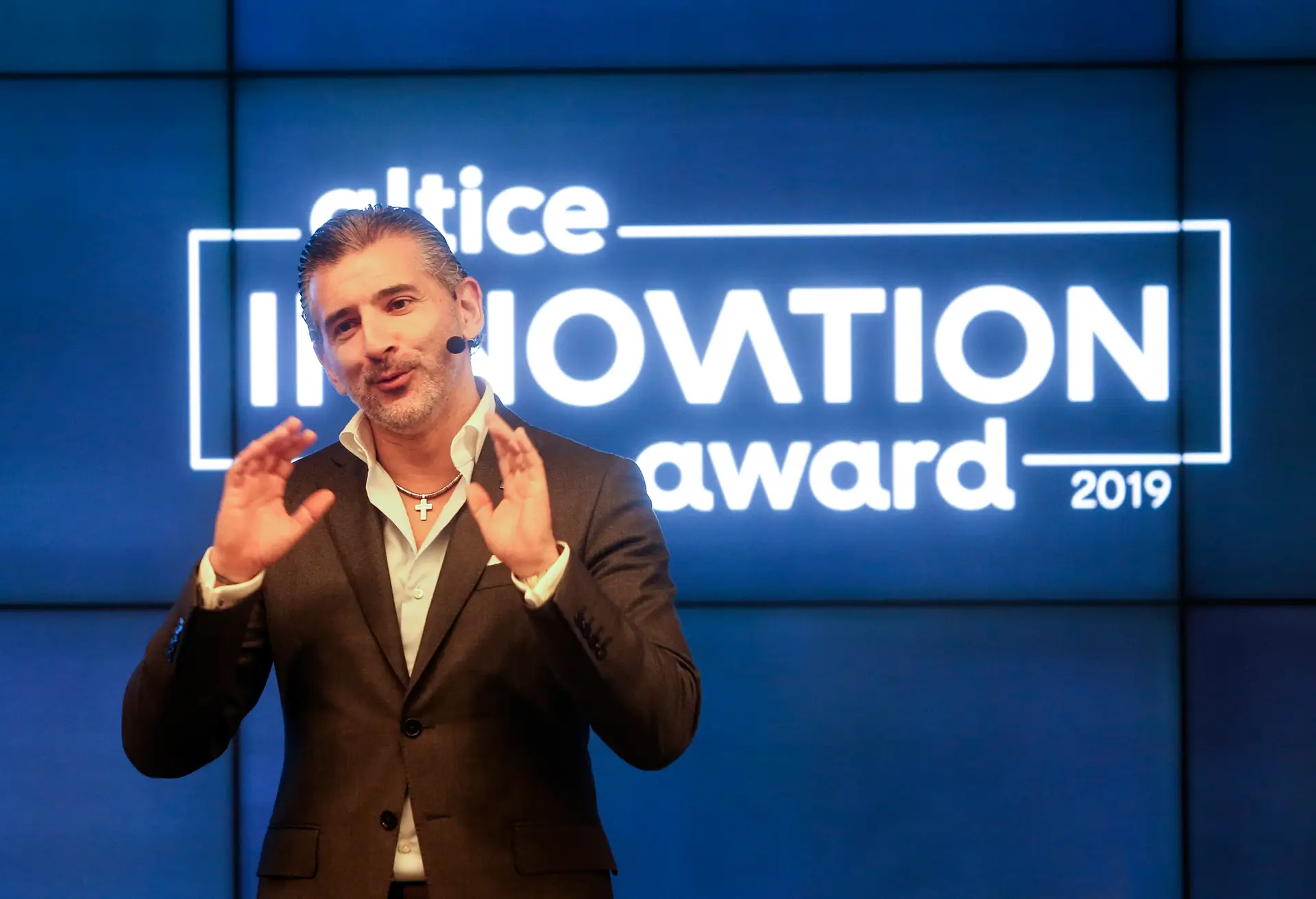 Altice: Administração reúne-se com sindicatos para esclarecer futuro e ameaça de rescisões unilaterais