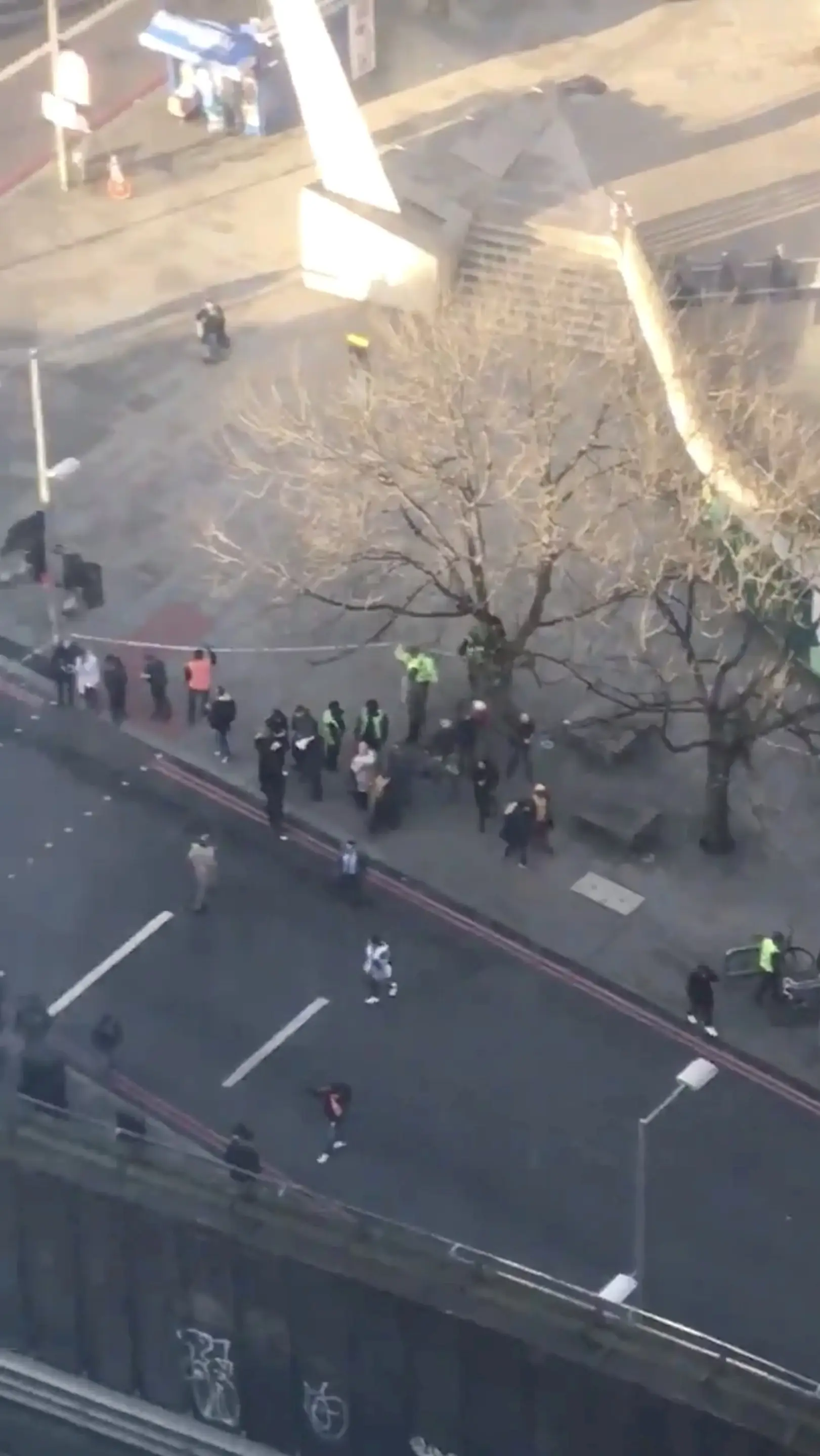 O que já sabe (e o que ainda fica por saber) do ataque terrorista na London Bridge