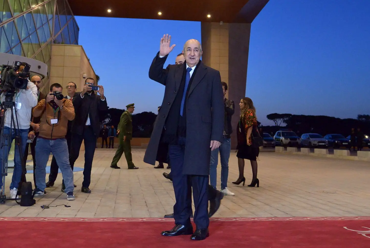 Argélia: Presidente Tebboune vence eleições com 84% dos votos