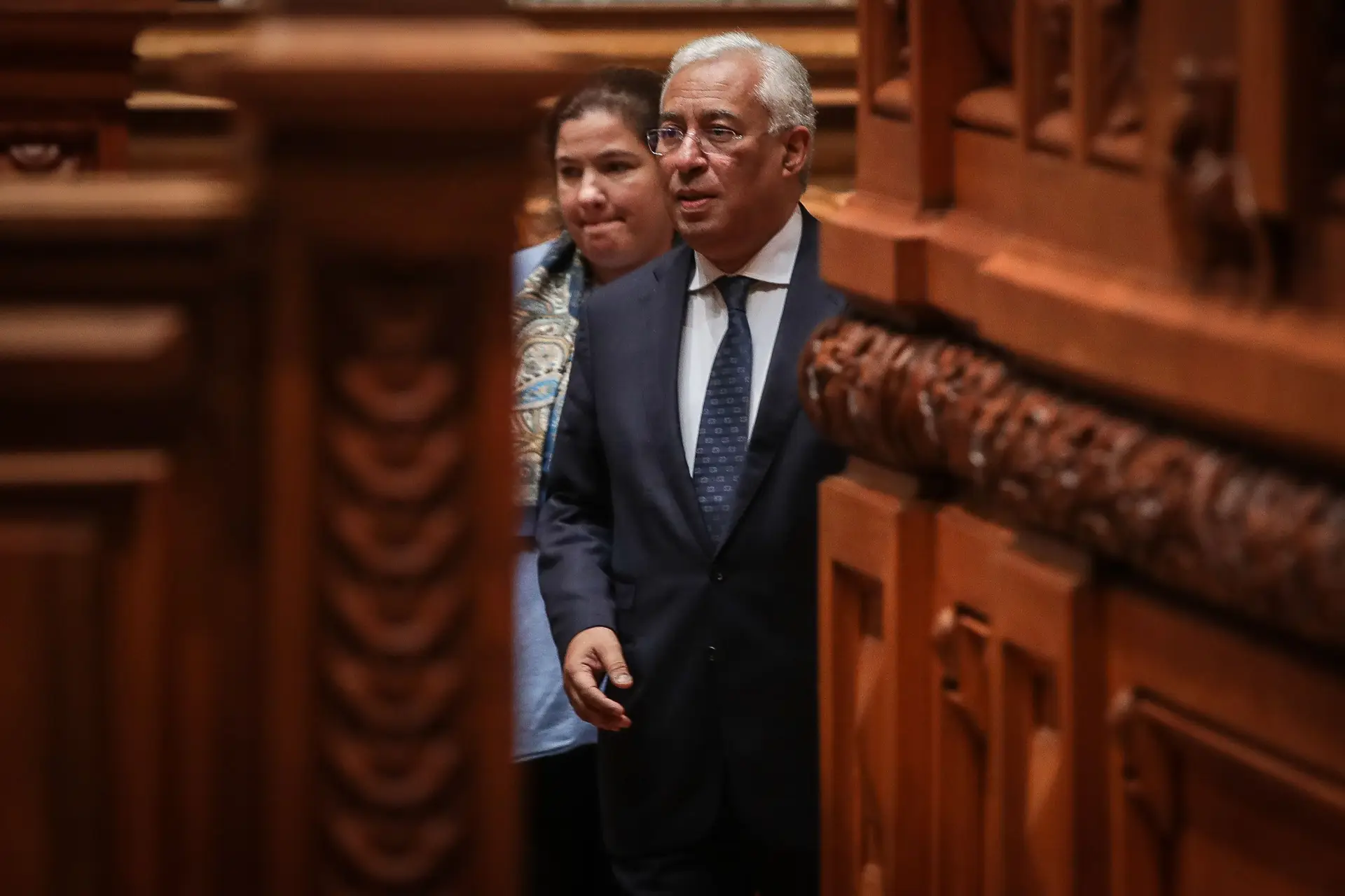Costa apresenta plano de reabertura da economia para a semana