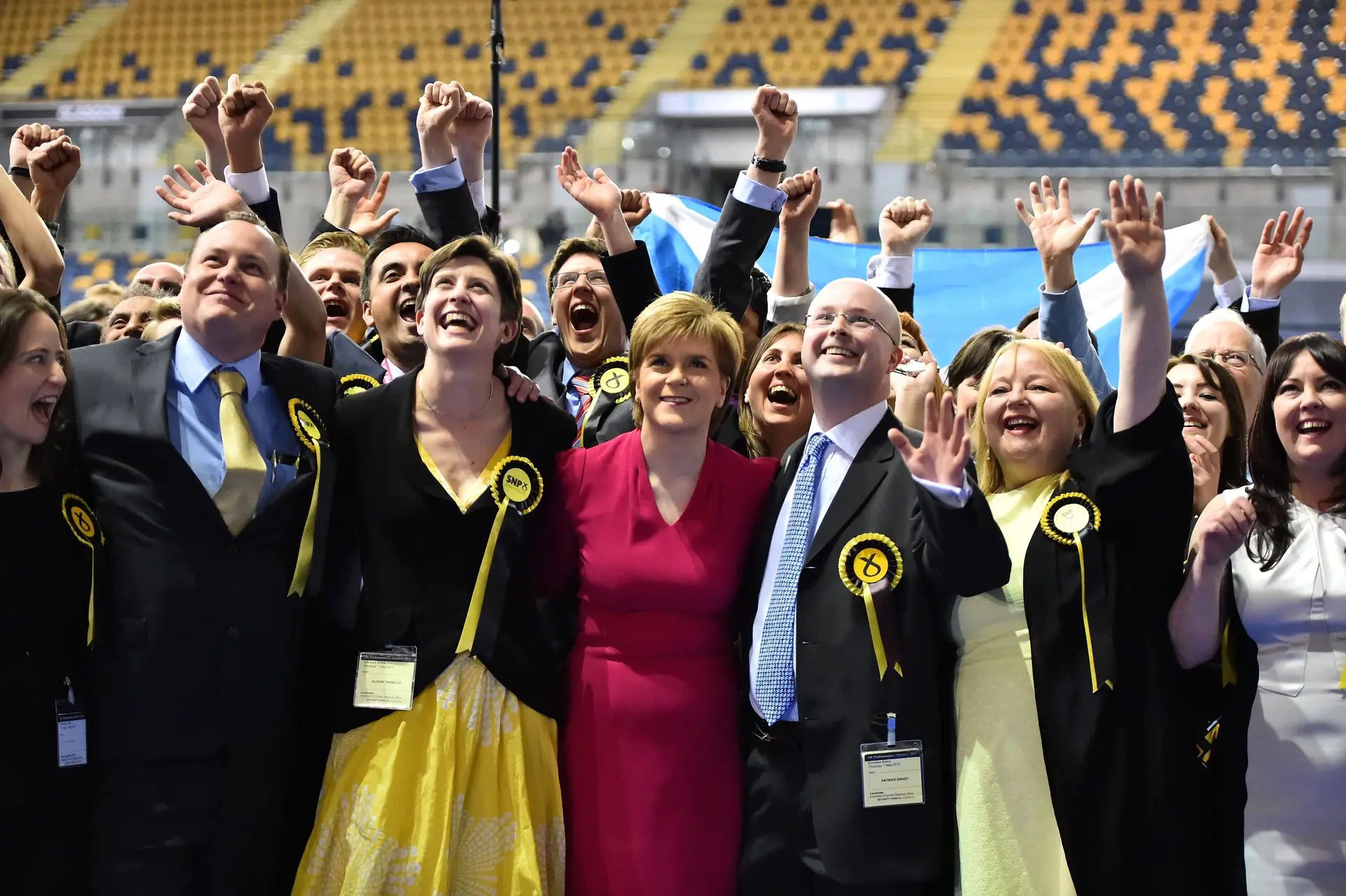 Os nacionalistas escoceses foram dos grandes vencedores das eleições no Reino Unido. Liderados por Nicola Sturgeon (de cor de rosa), já falam de um novo referendo à independência da Escócia