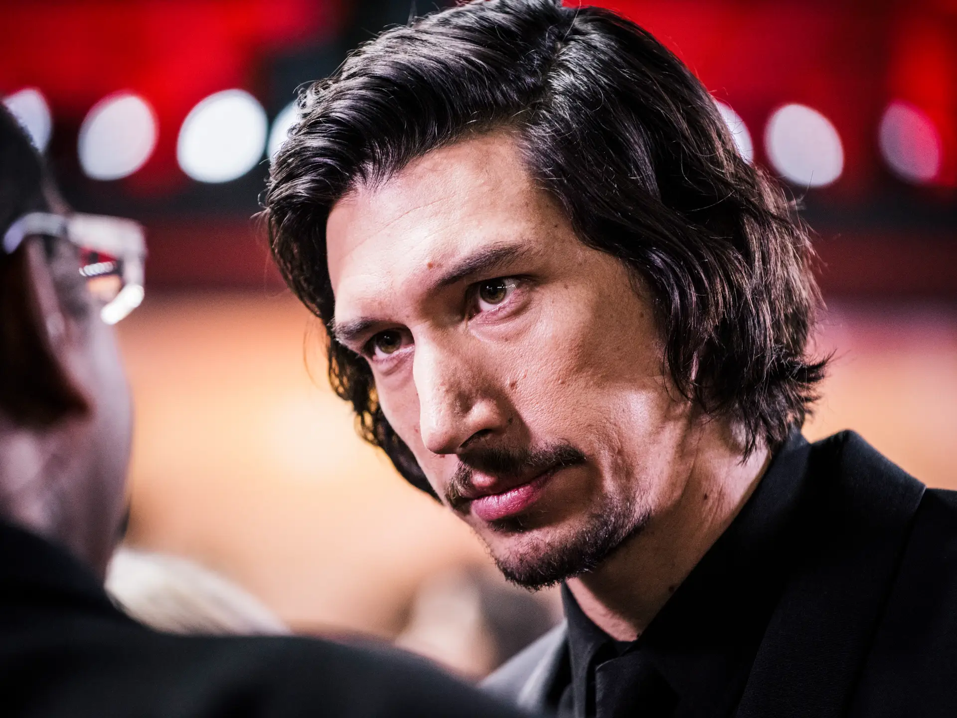 Adam Driver finalmente explica por que recusou o jantar com Mark