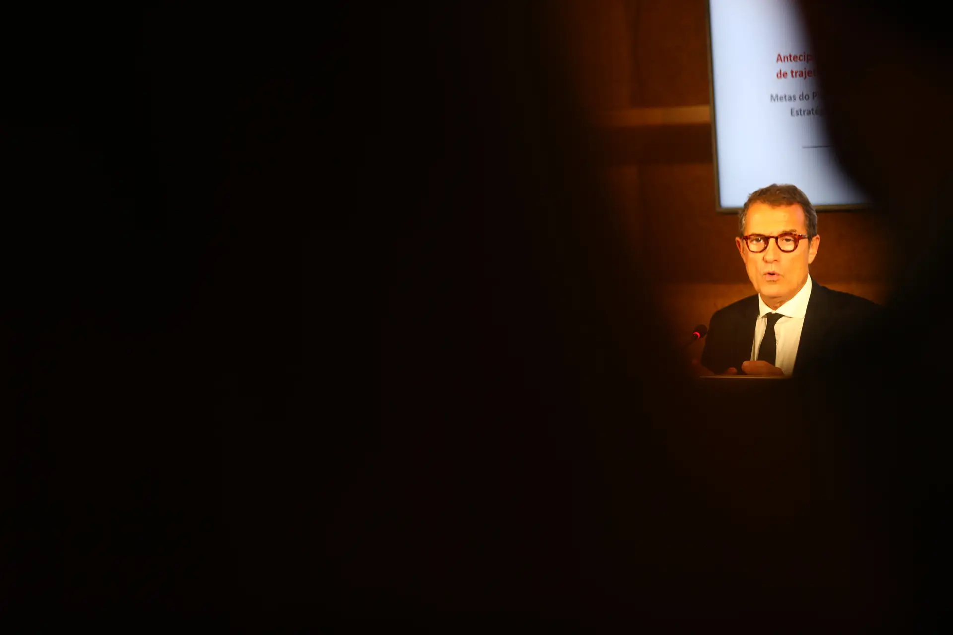 Defesa de Mexia acusa Ministério Público de fraude à lei, julgamento sumário e narrativa criativa