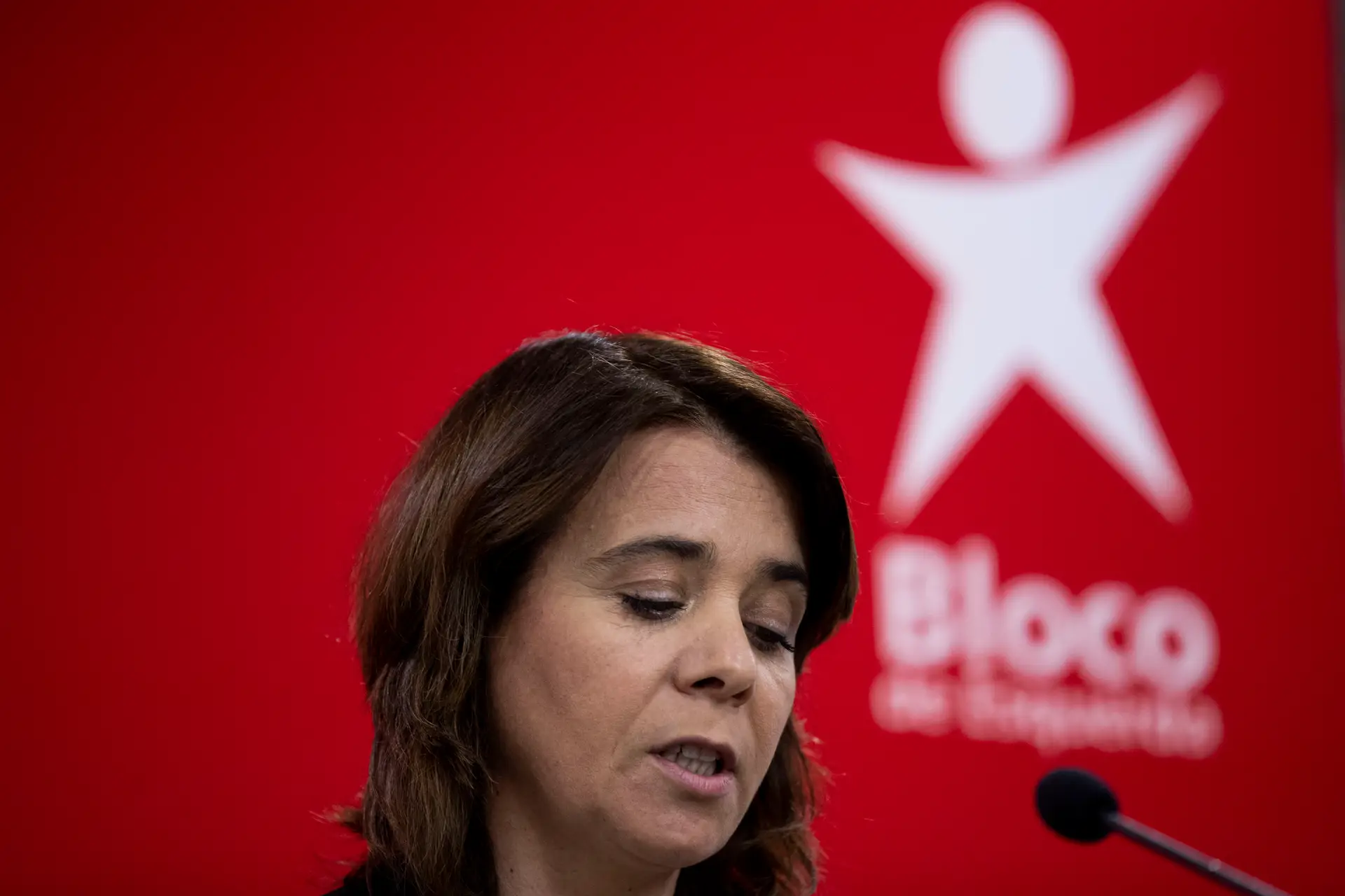Catarina Martins não desarma e põe ónus no PS para aprovar IVA da luz
