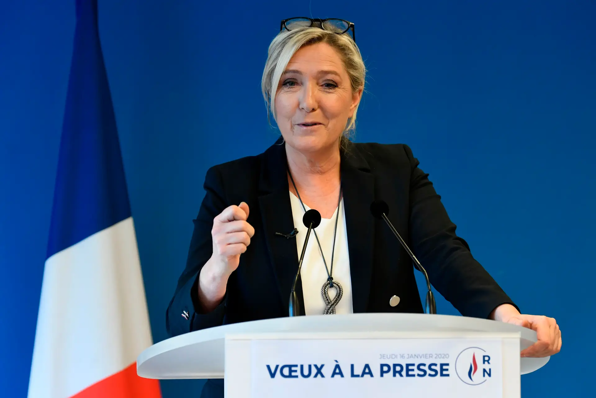 Le Pen envia vídeo de apoio a Ventura
