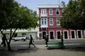 Como Cabo Verde se transformou num paraíso fiscal para Isabel dos Santos | Há seis queixas por semana contra polícias | “Não tenho dúvidas: quanto maior for a descentralização, maior é a coesão territorial”