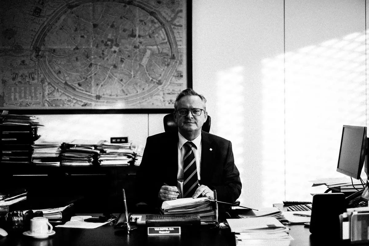 Dirk Van Nuffel, comissário da polícia de Bruges, que patrulha esta zona da costa