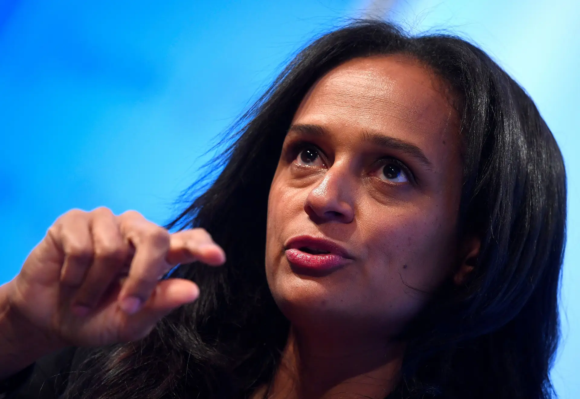 Portugal congela contas bancárias de Isabel dos Santos. Angola quer €2 mil milhões