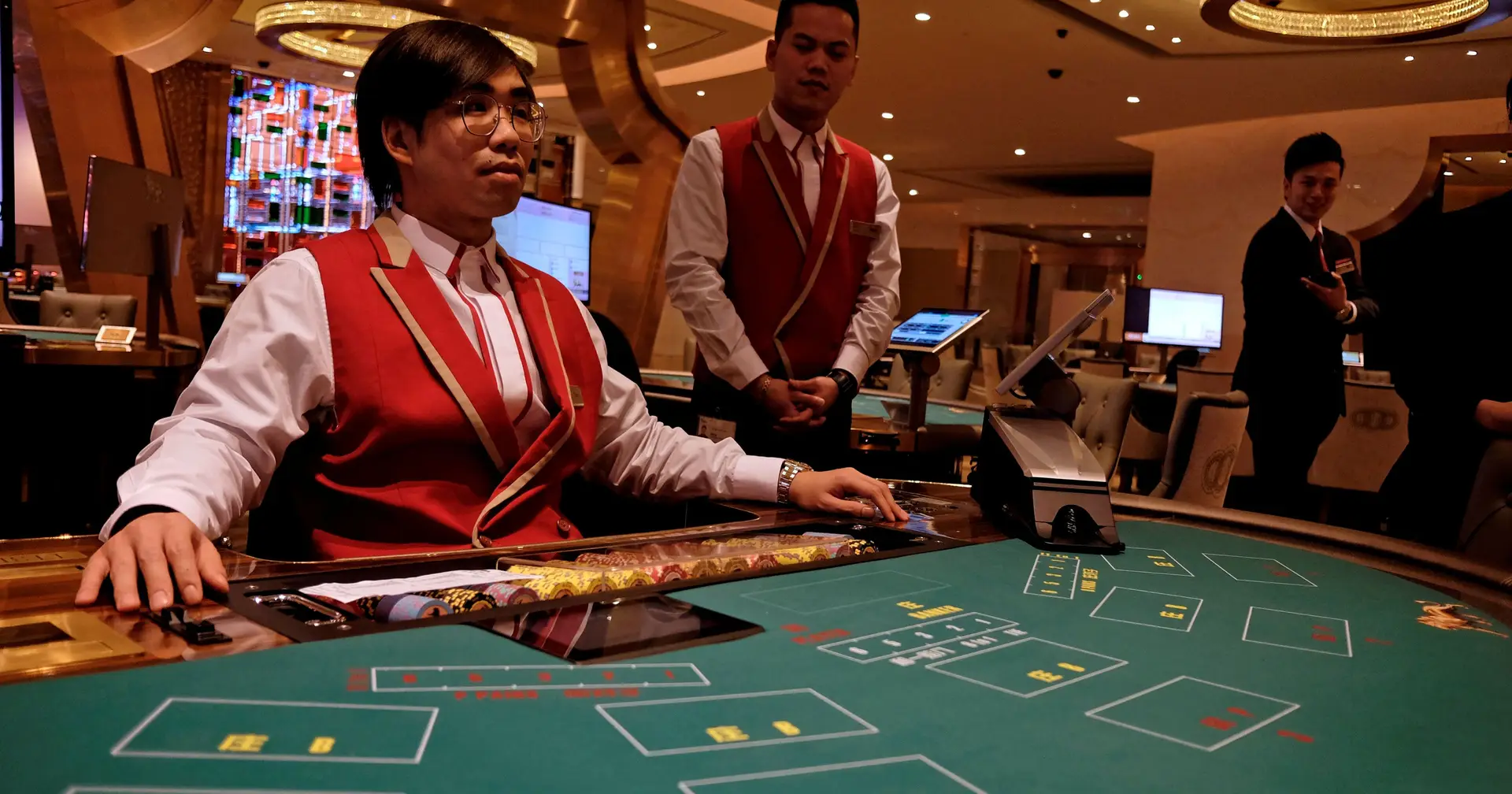 Lei do jogo em Macau: “Os atuais operadores vão adaptar-se às novas regras”, antevê economista