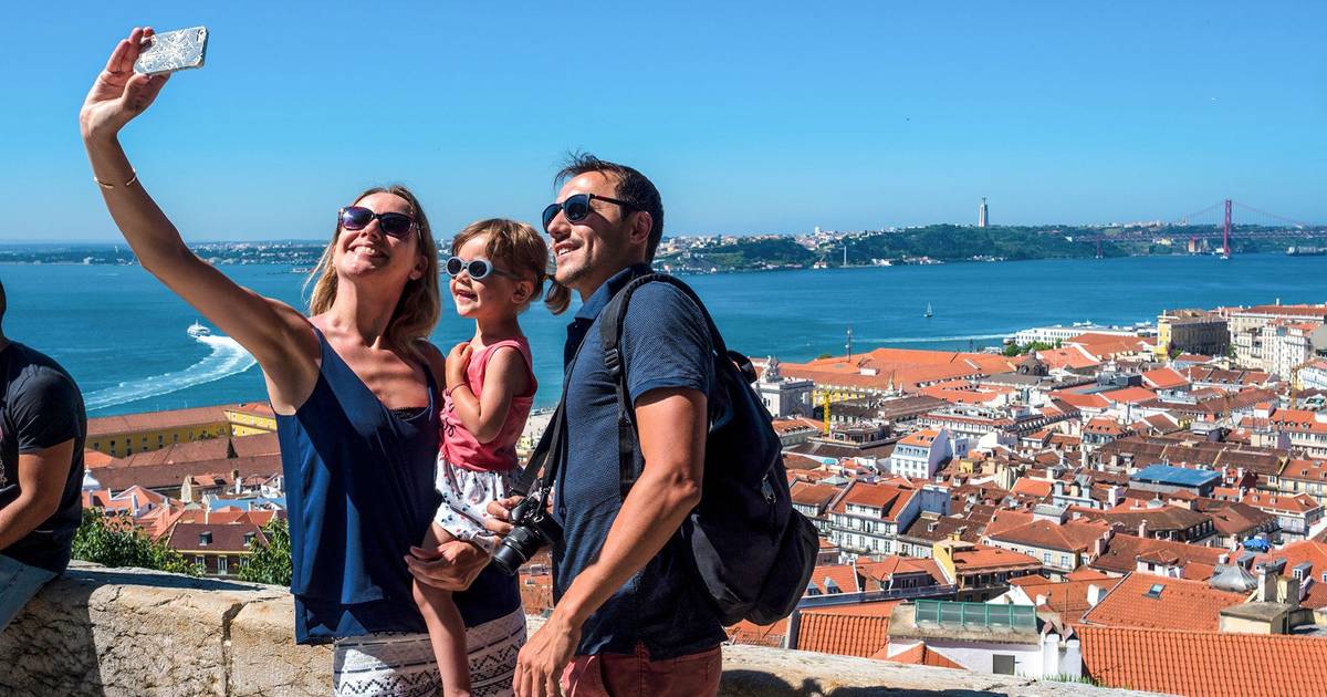 Portugal é o segundo país do mundo para onde os turistas dos Estados Unidos mais tencionam viajar em 2025