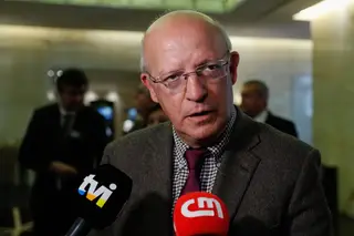 PSD quer saber como vai Governo apoiar emigrantes com dificuldades económicas