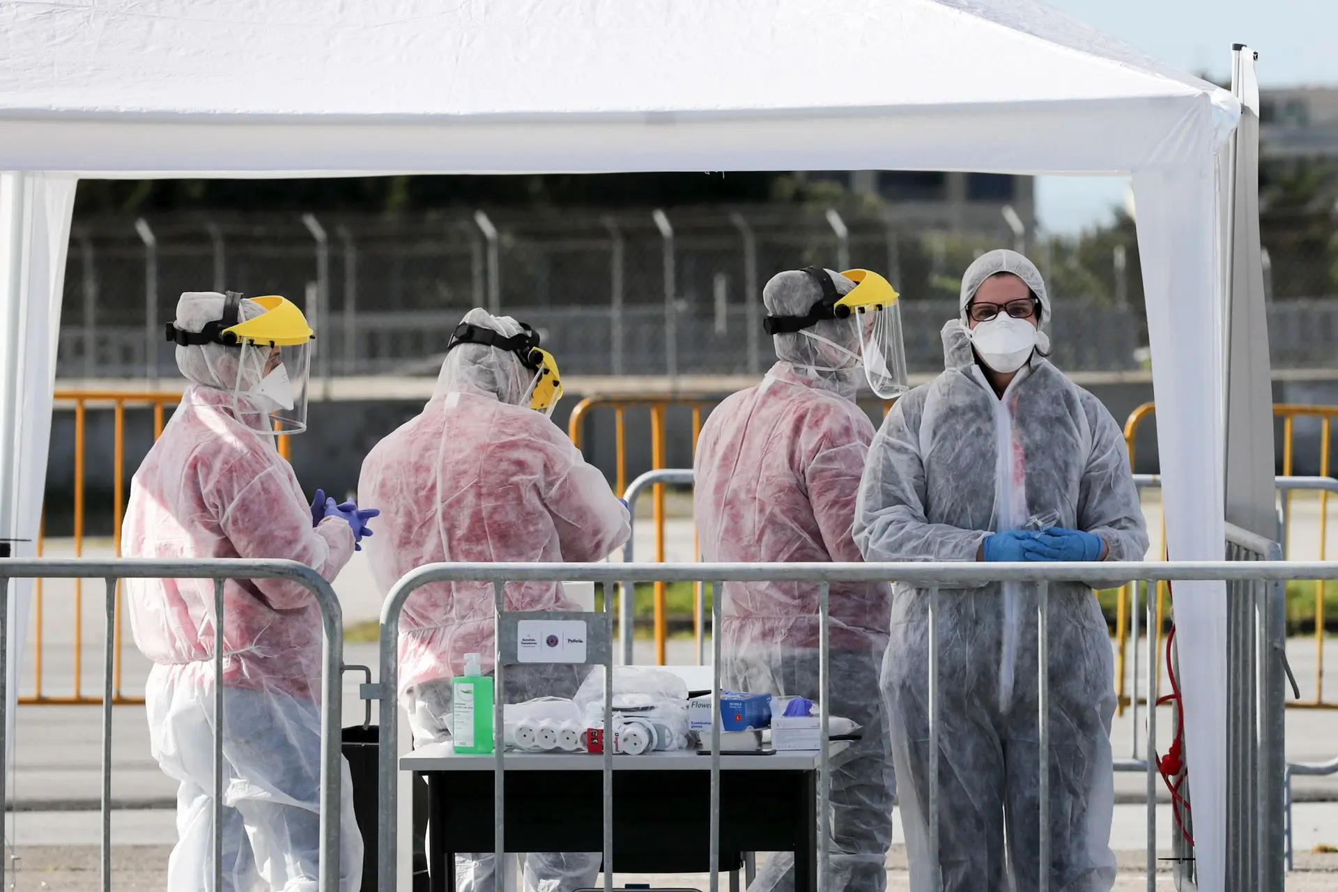 SNS só garante testes ao covid-19 em 18 hospitais