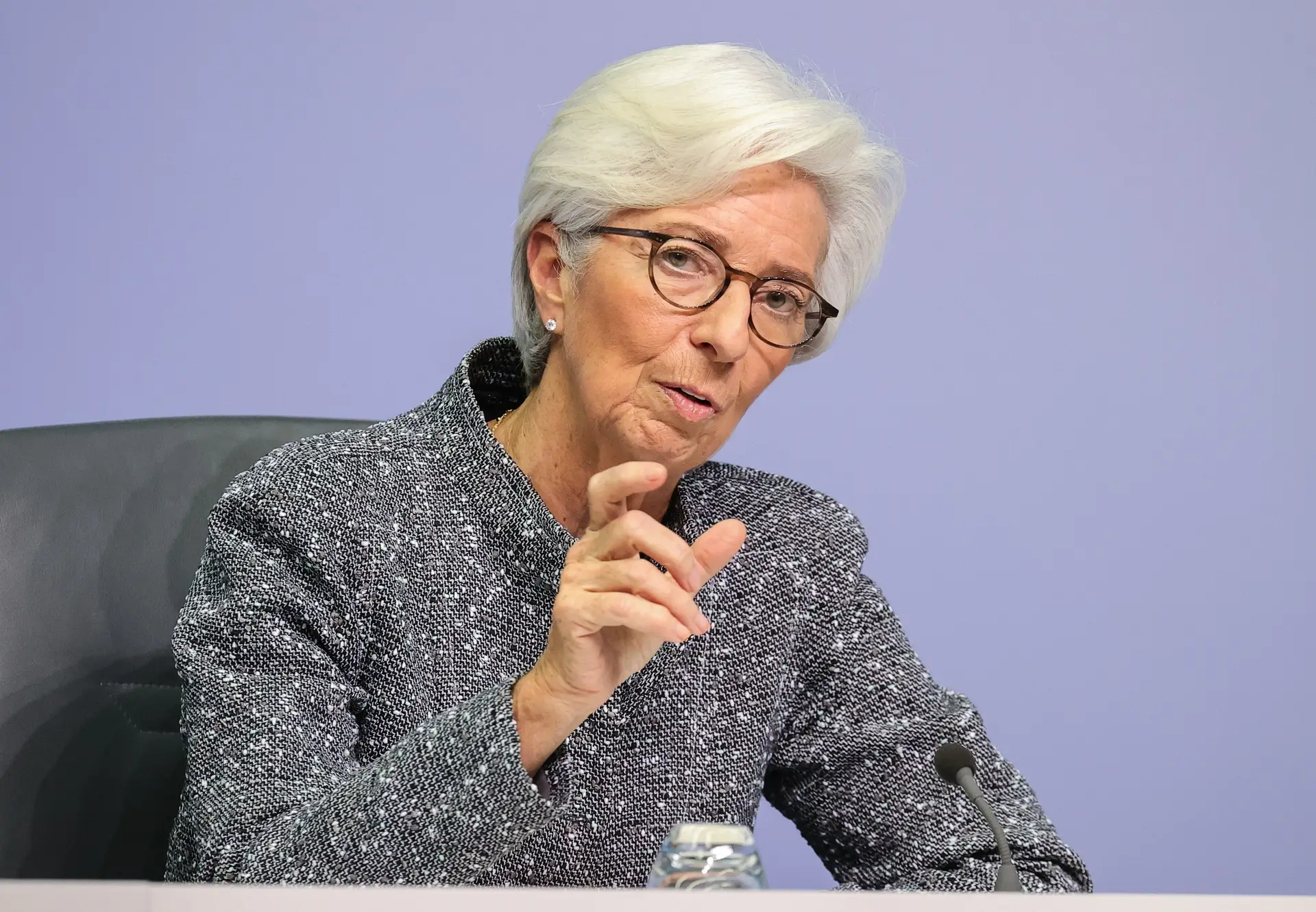 Lagarde: “O BCE esteve presente na resposta à primeira vaga da covid-19 e estará agora a enfrentar a segunda vaga”