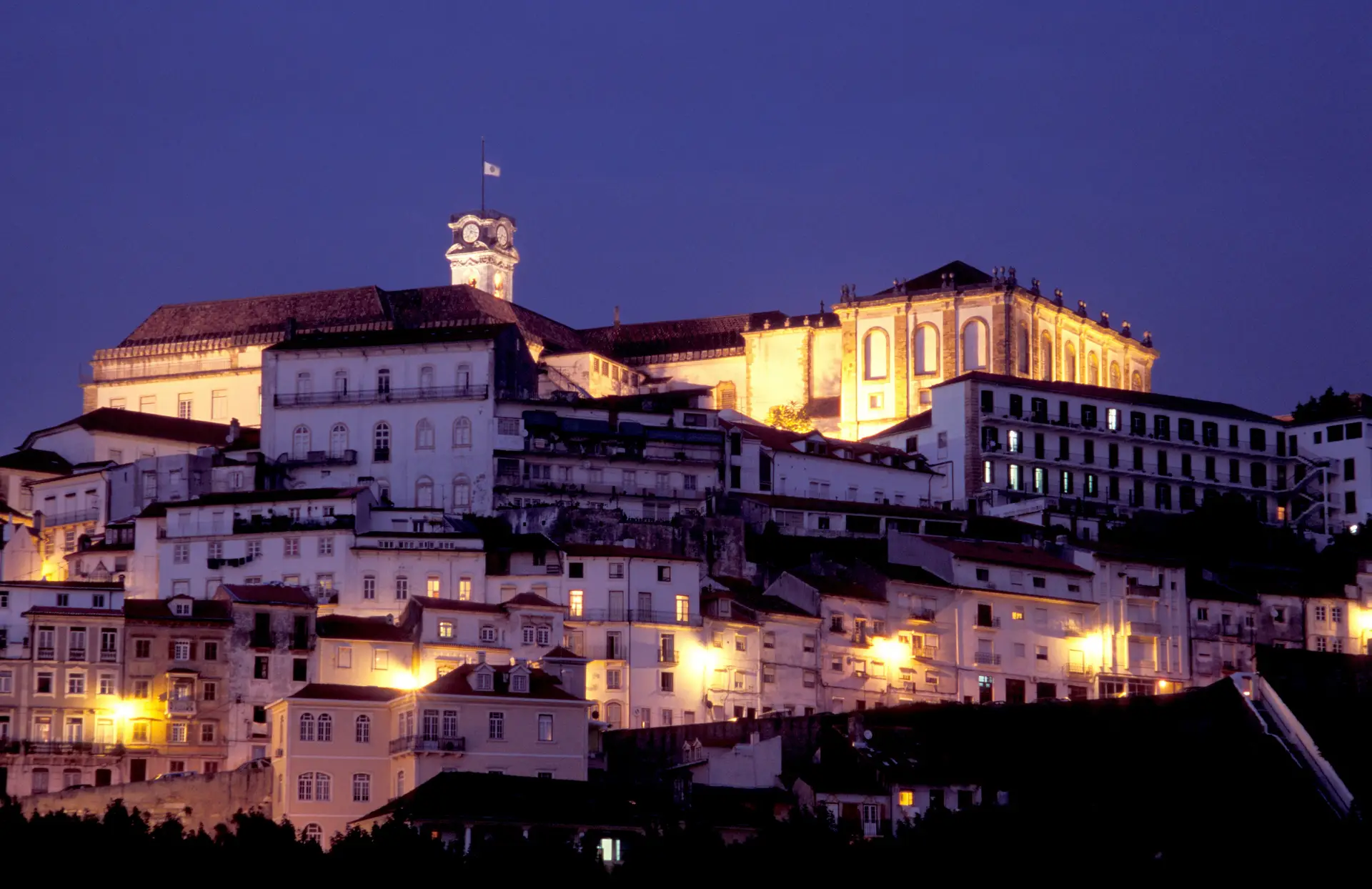 Covid-19. A cidade universitária de Coimbra dorme. Parece agosto