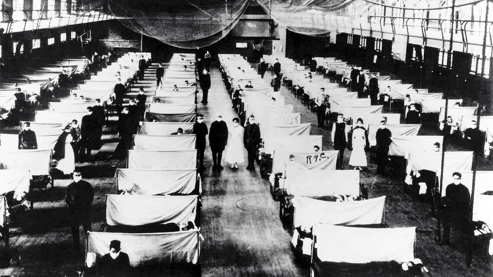 A crise económica gerada pelo novo coronavírus vai ser mais profunda do que a recessão provocada pela pandemia da gripe espanhola, que matou em Portugal entre 59 mil e 135 mil cidadãos, consoante os cálculos
