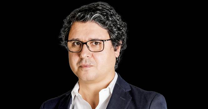 A aposta perigosa de Ana Paula Martins