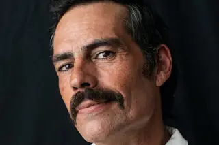 “O Filipe Duarte era um ator generoso, não precisava de abrir a boca para notarmos o seu carisma”. João Maia recorda o Ataíde de “Variações”