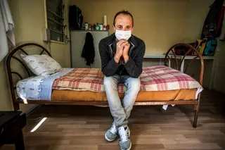 Covid-19. Receberam algum dinheiro, fizeram a mala à pressa e mandaram-nos sair da prisão: “Ainda pedi para só sair no dia seguinte”