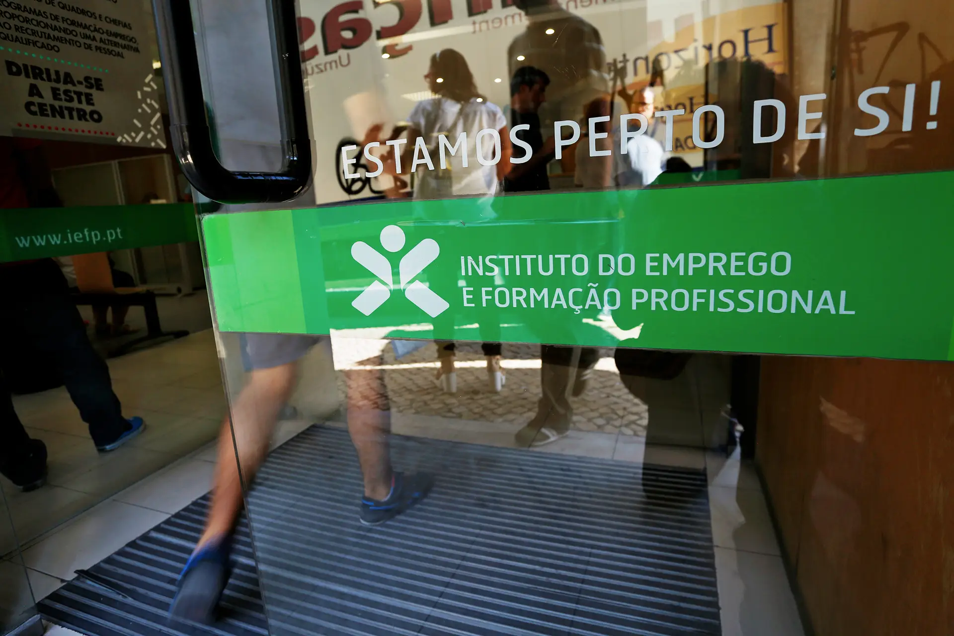 Desemprego registado em Portugal recua 6% em junho