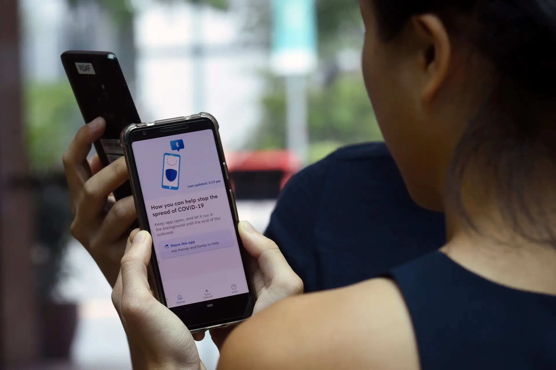 App de rastreio de casos de covid-19 “não é fiável” e tem havido “falta de transparência” do Governo, acusa associação de direitos digitais