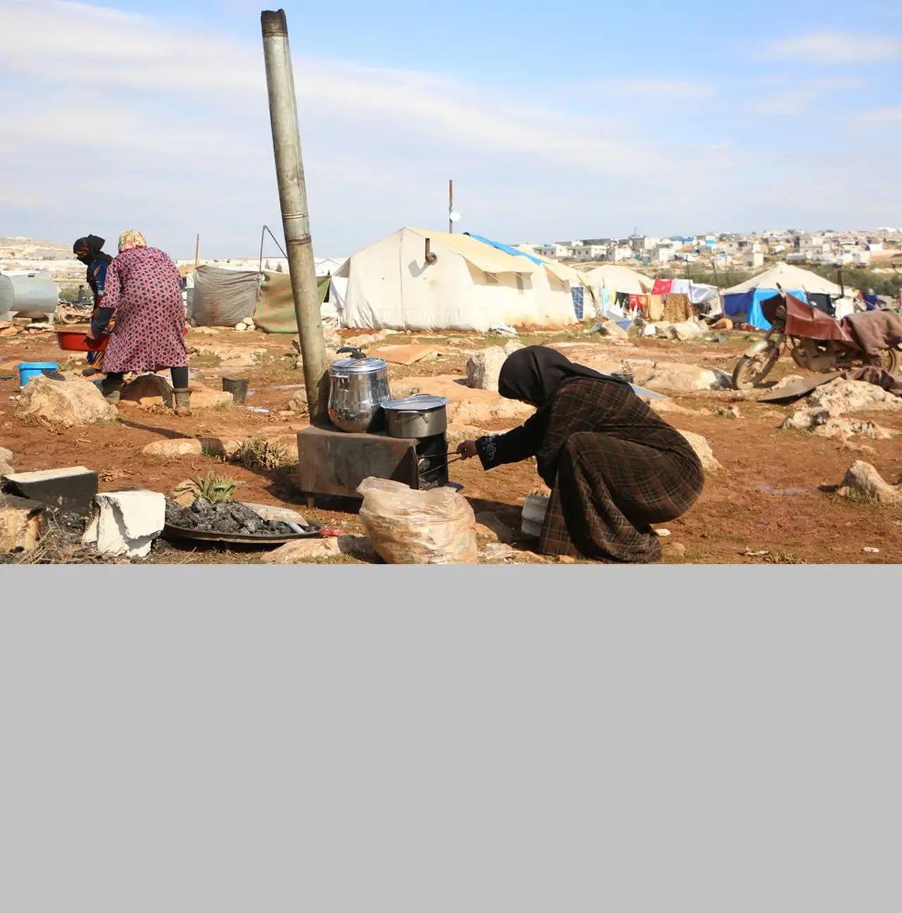 Campo de Deir Hassan, na província de Idlib. Vivem ali cerca de 120 mil pessoas deslocadas, segundo números da organização não-governamental Médicos Sem Fronteiras