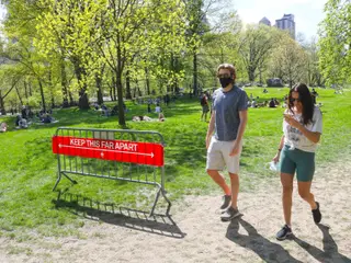 Covid-19: Estados Unidos devem ultrapassar 100.000 mortes em junho