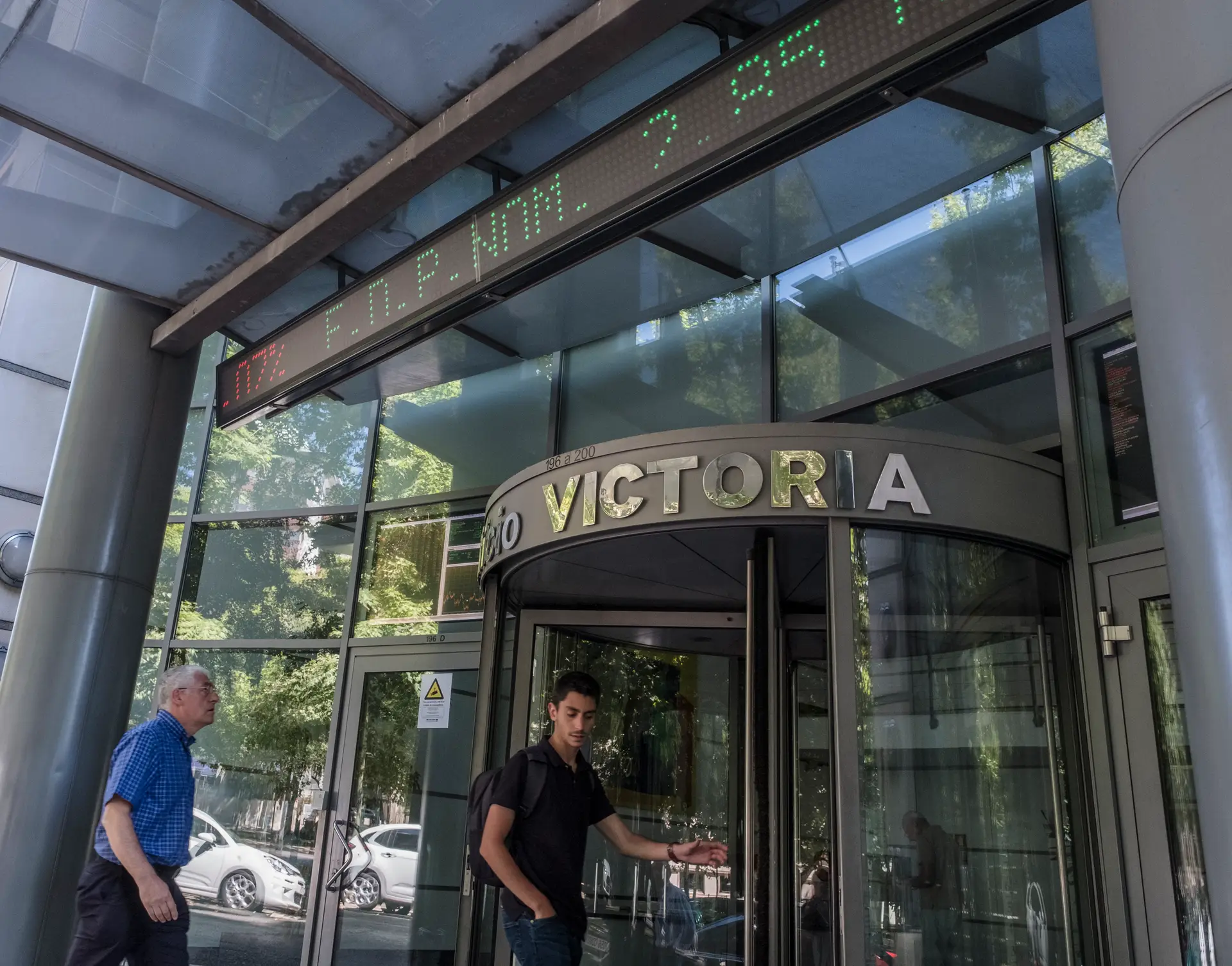 Bolsa de Lisboa abre a perder 0,25% mas recupera