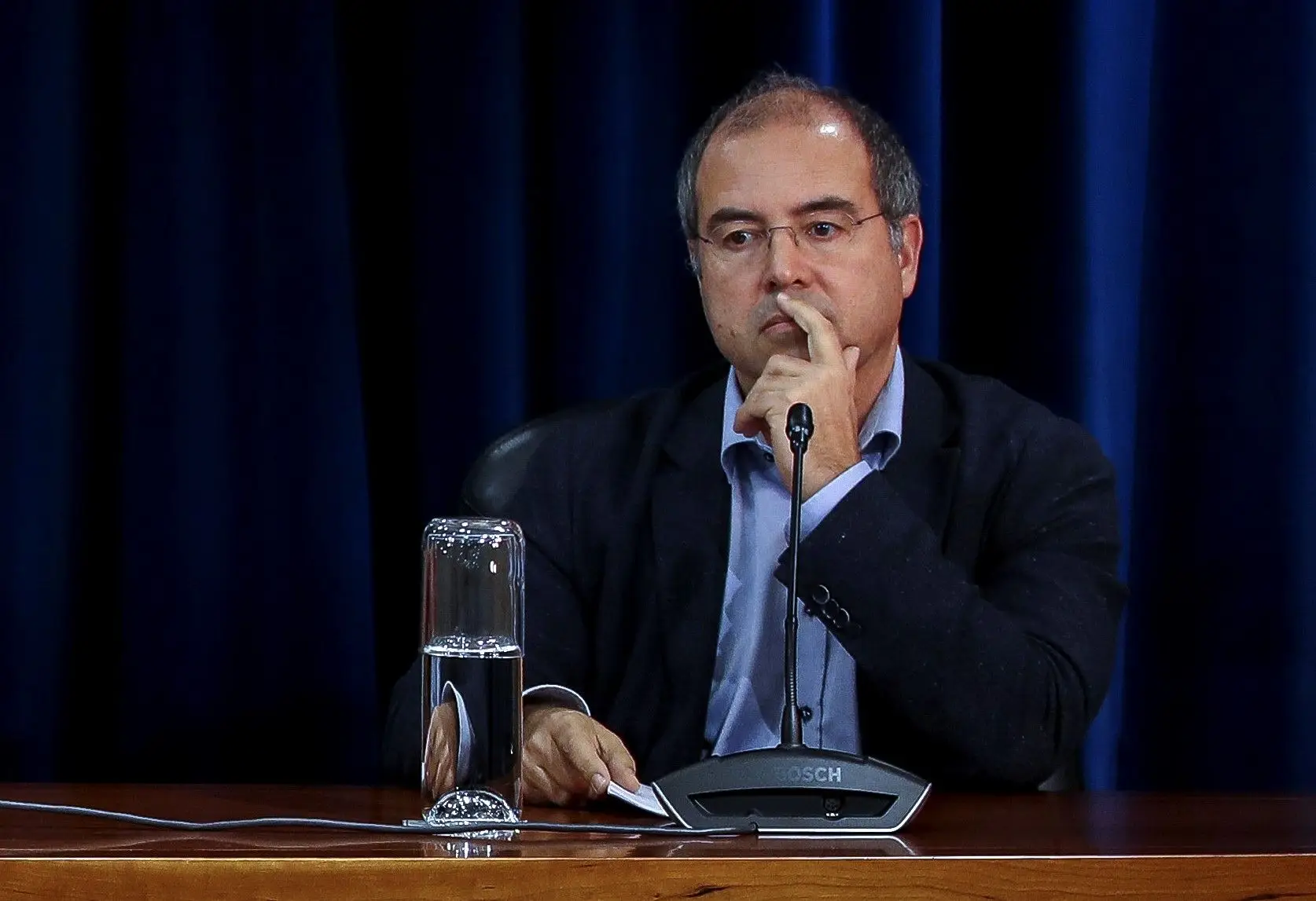 “Os outros grupos vão receber um bocadinho menos.” Erro no apoio ao Observador vai obrigar a recalcular verbas do Estado para os média