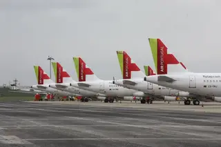 Cenários extremos afastados... para já