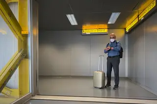 Covid-19: Aeroportos e companhias aderem a protocolo para higiene nos voos