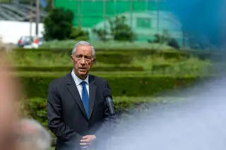 “Sinal negativo para a democracia.” Marcelo também veta aumento de assinaturas para as petições