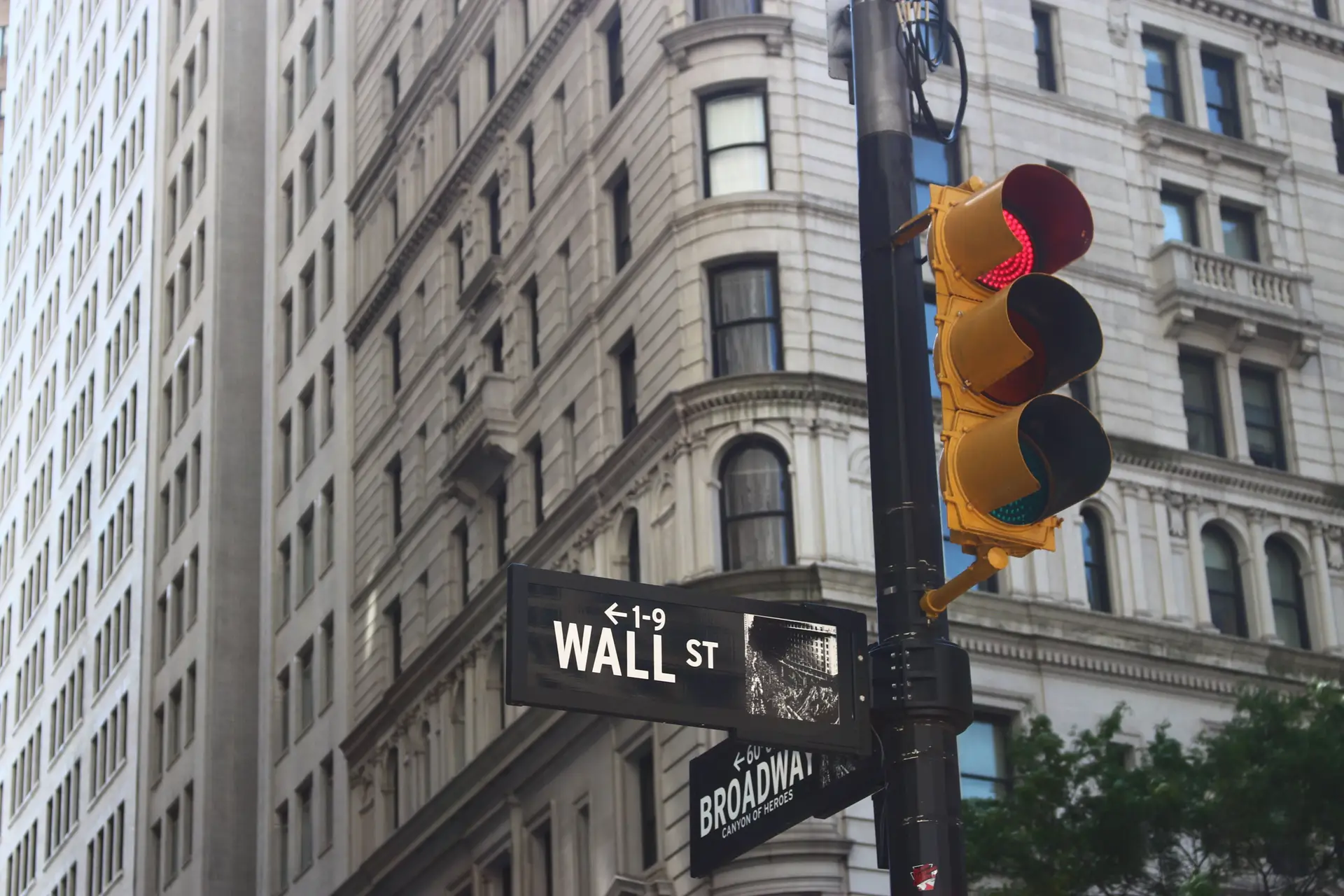 Wall Street Bets: o fenómeno que está a agitar as bolsas dos EUA, visto de Portugal