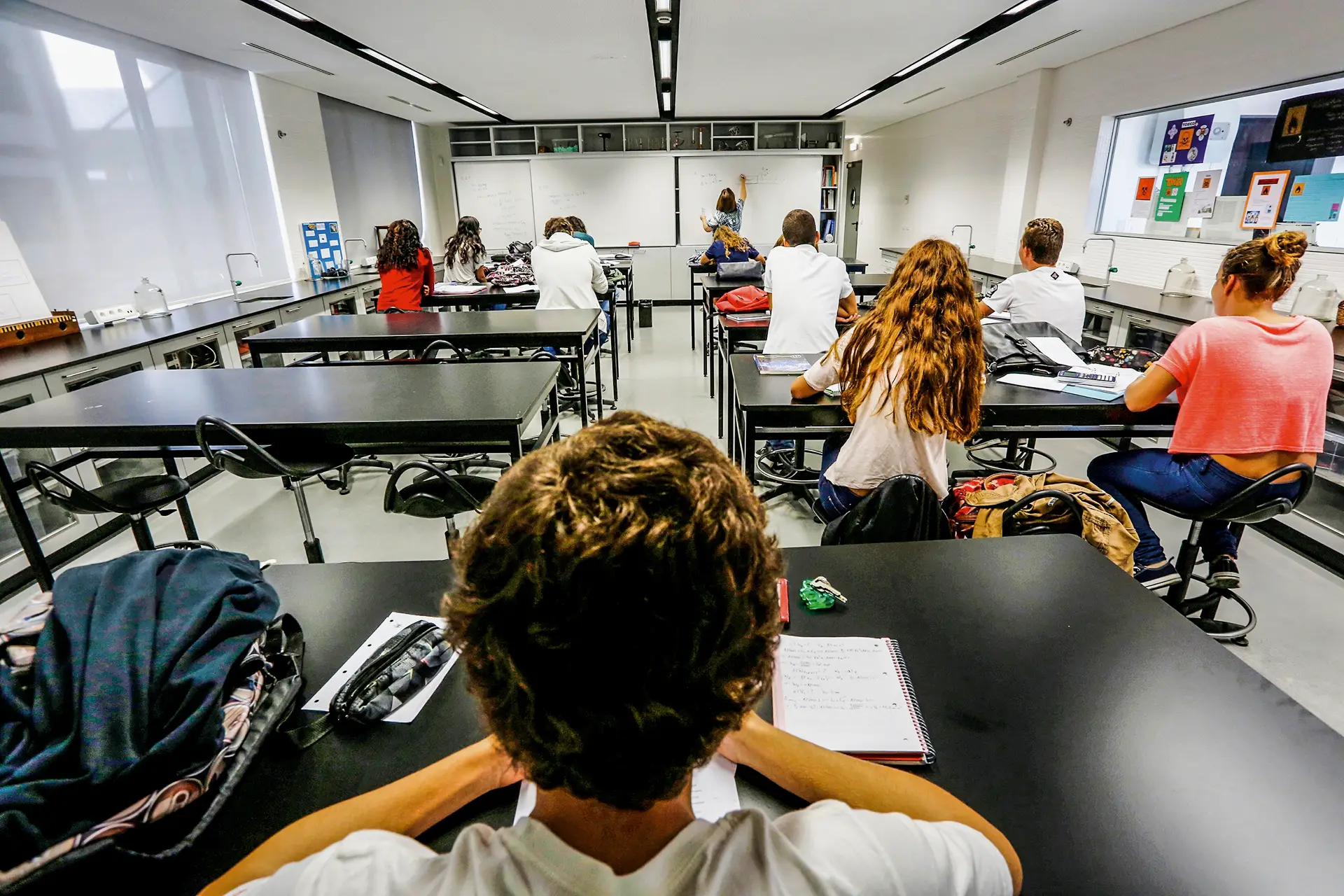 Rankings das escolas. Há mais concelhos com média positiva no 9º ano