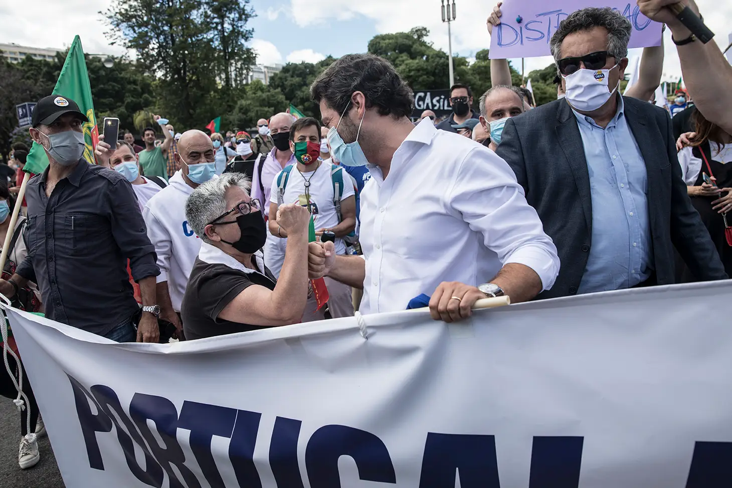 Partido Pró-Vida vai fundir-se com o Chega