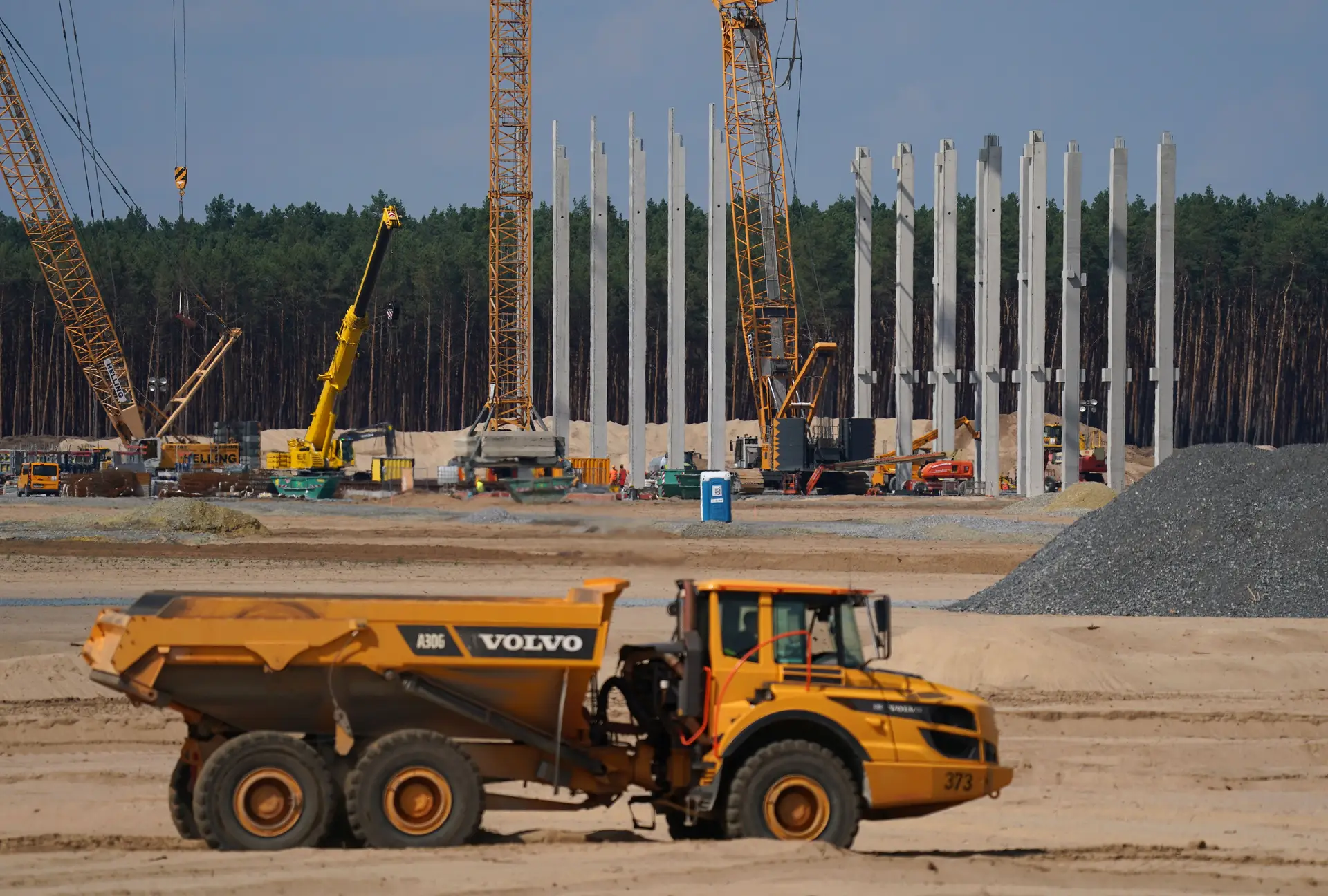 Concursos de obras públicas disparam 68% até fevereiro e somam €950 milhões